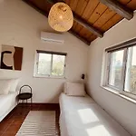 Villa Casa Colinas Roxas By Portucasa