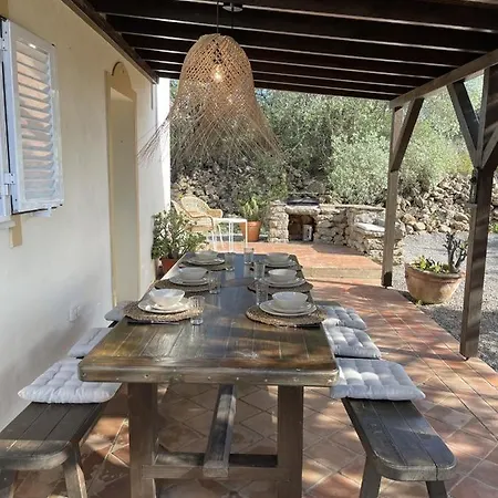 Βίλα Casa Colinas Roxas By Portucasa Quelfes