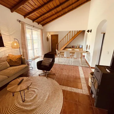 Casa Colinas Roxas By Portucasa * Quelfes