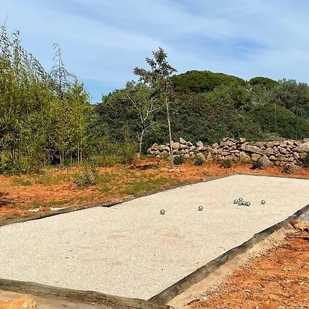 别墅 Casa Colinas Roxas By Portucasa