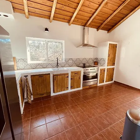 Casa Colinas Roxas By Portucasa Villa Quelfes